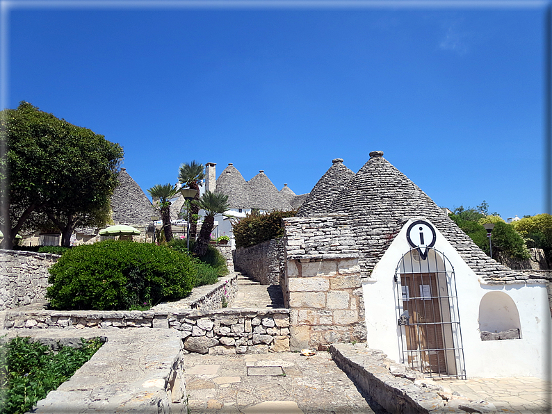 foto Alberobello